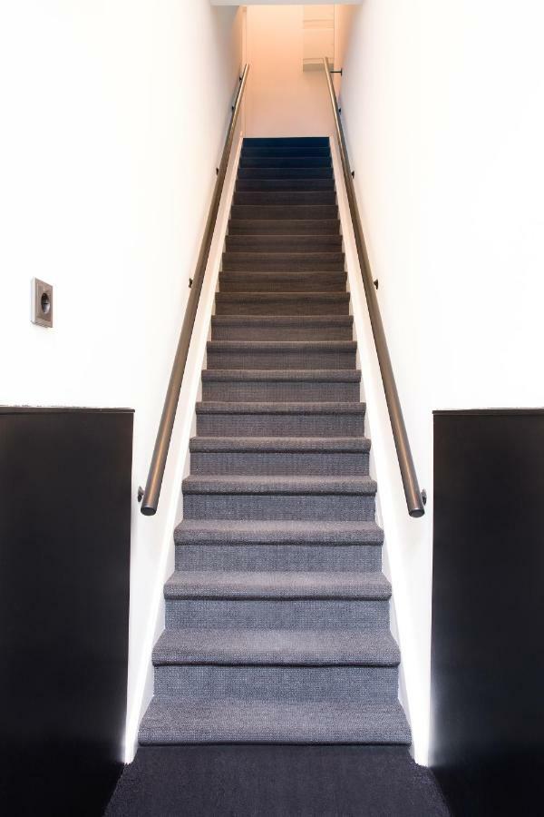 Maison Bon Apartments Ден Бош Экстерьер фото