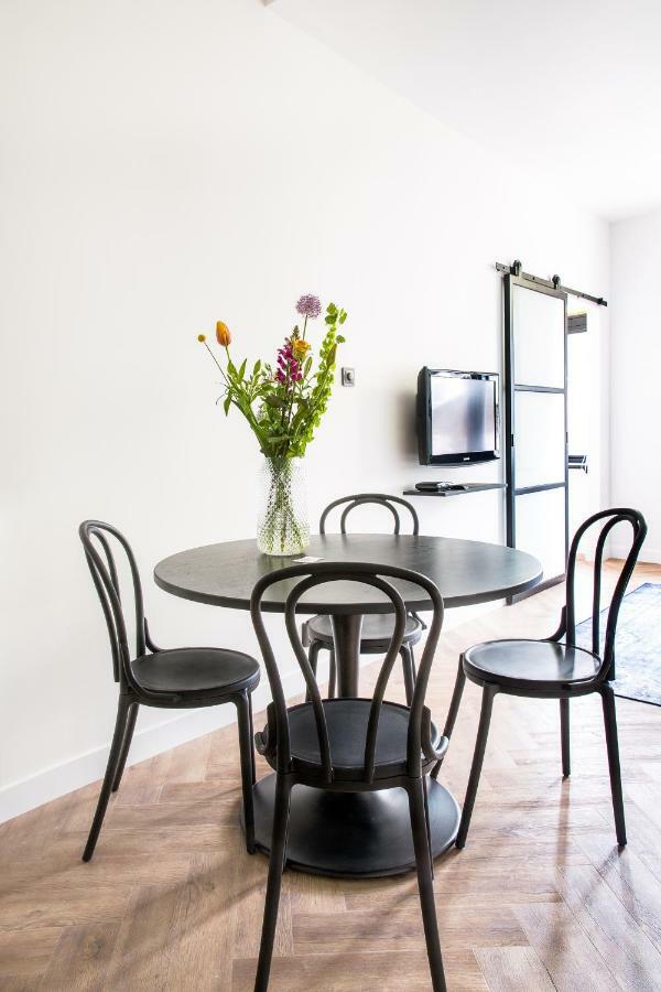 Maison Bon Apartments Ден Бош Экстерьер фото
