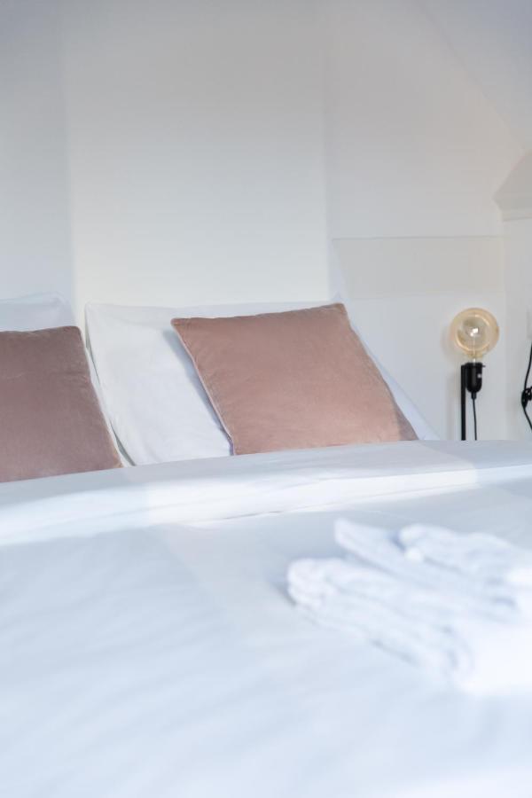 Maison Bon Apartments Ден Бош Экстерьер фото